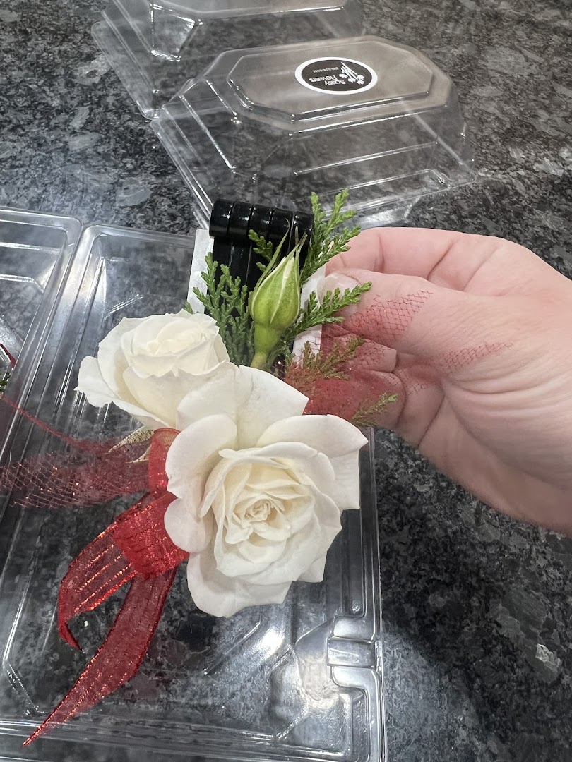 Sassy Flowers arrangement 4