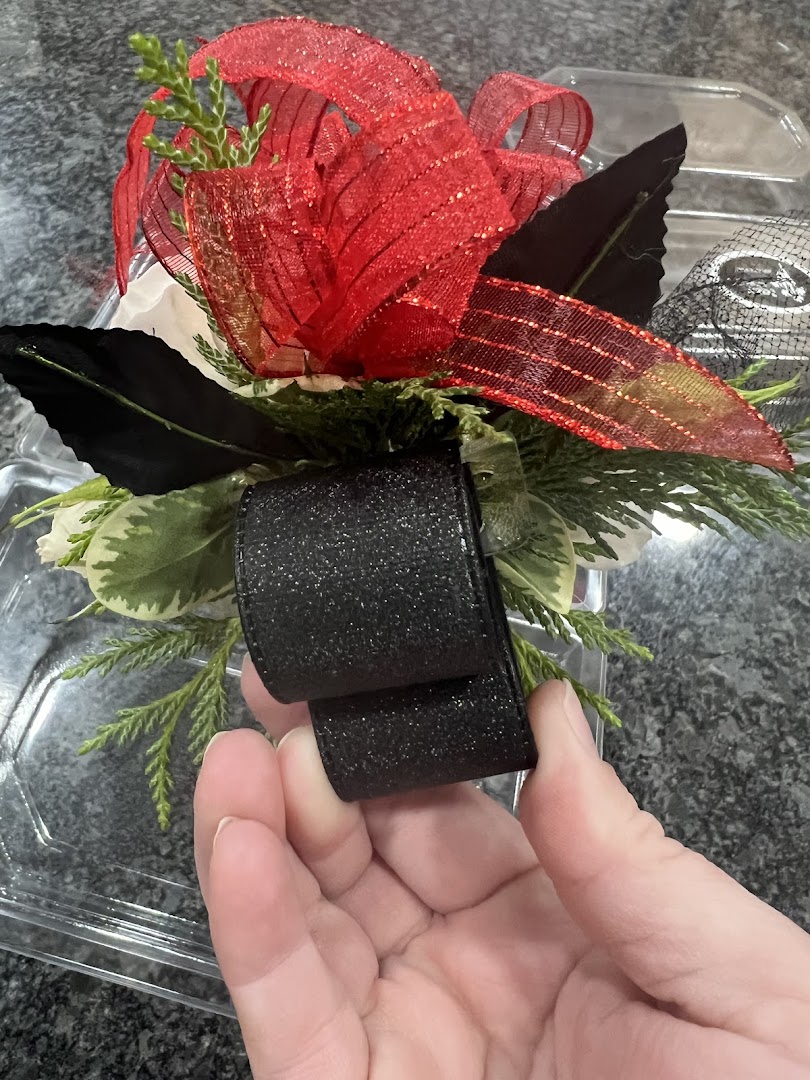 Sassy Flowers arrangement 11